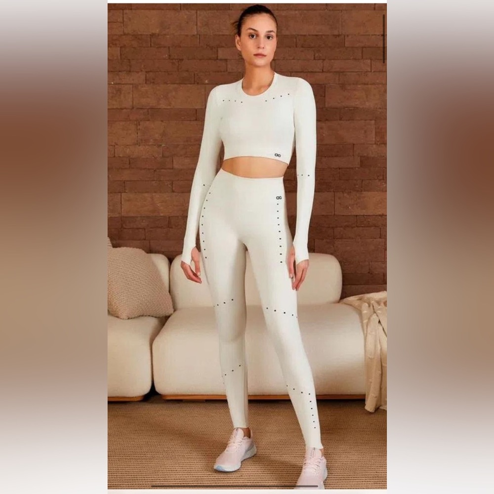 Women Alto Giro Set